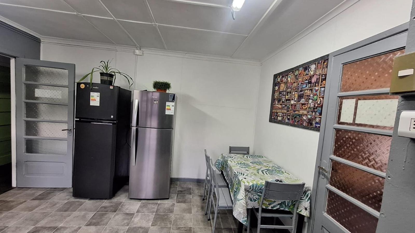 Hostel Kuntur 푸에르토나탈레스 외부 사진