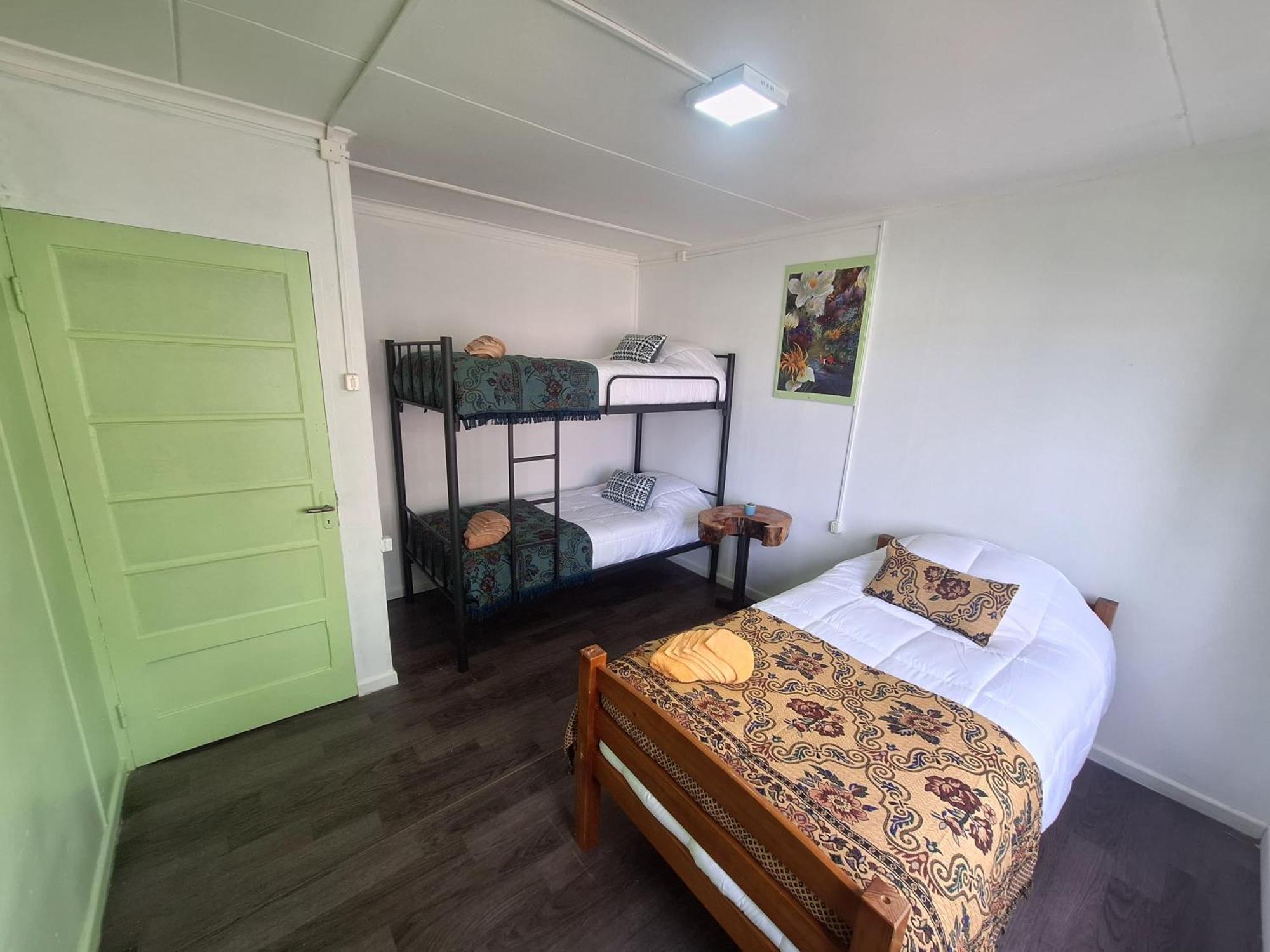 Hostel Kuntur 푸에르토나탈레스 외부 사진